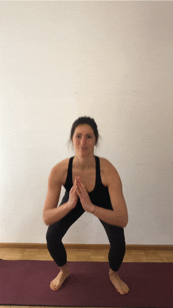 Squat Jumps sind eine perfekte Übung für Oberschenkel und Bauchmuskeln.