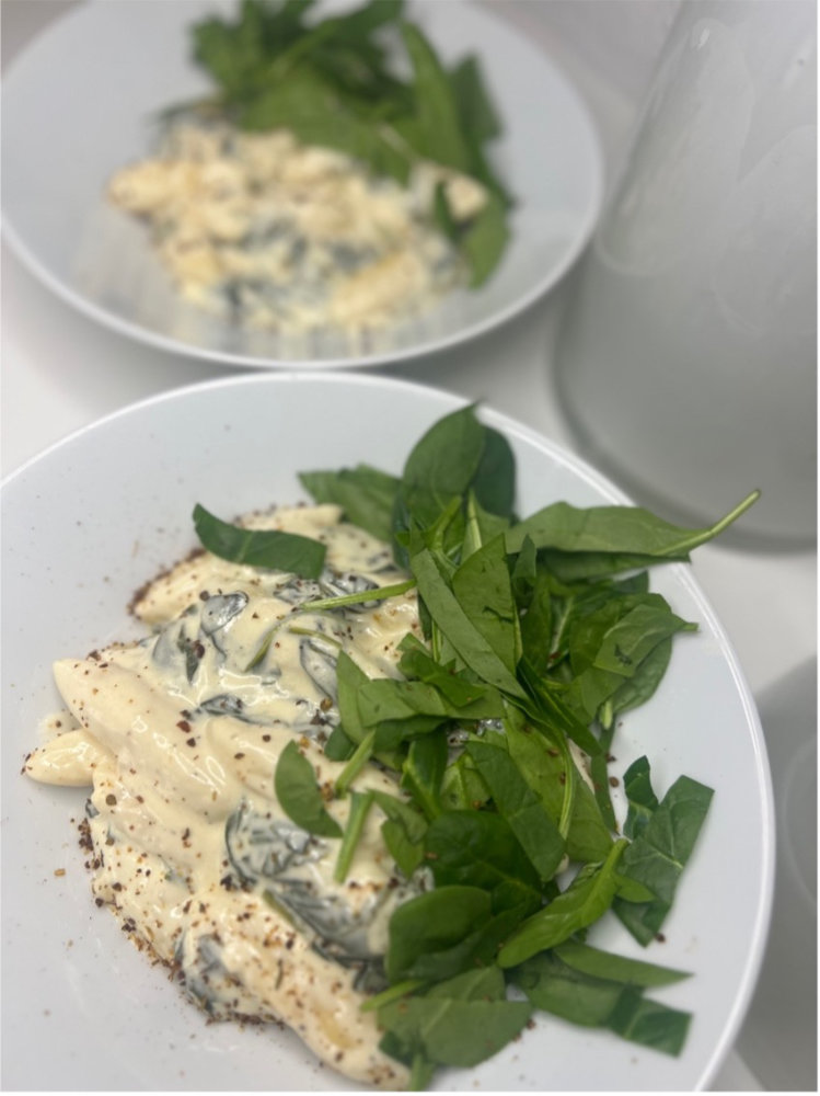 schupfnudeln-spinat-sahnesoße Schupfnudeln in Spinat-Sahne-Soße